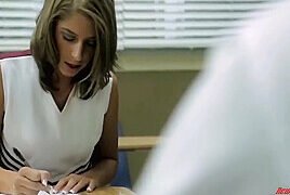 Horny Little Cheerleader – Presley Hart
