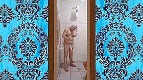 O Meu Banho Gostoso Com o Pau Duro 001