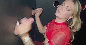 suceuse de queues pompe au gloryhole