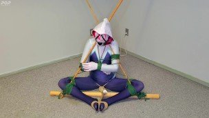 Spider-Gwen’s Bondage Escape Practice #2: Triangle Tied while Getting Teased